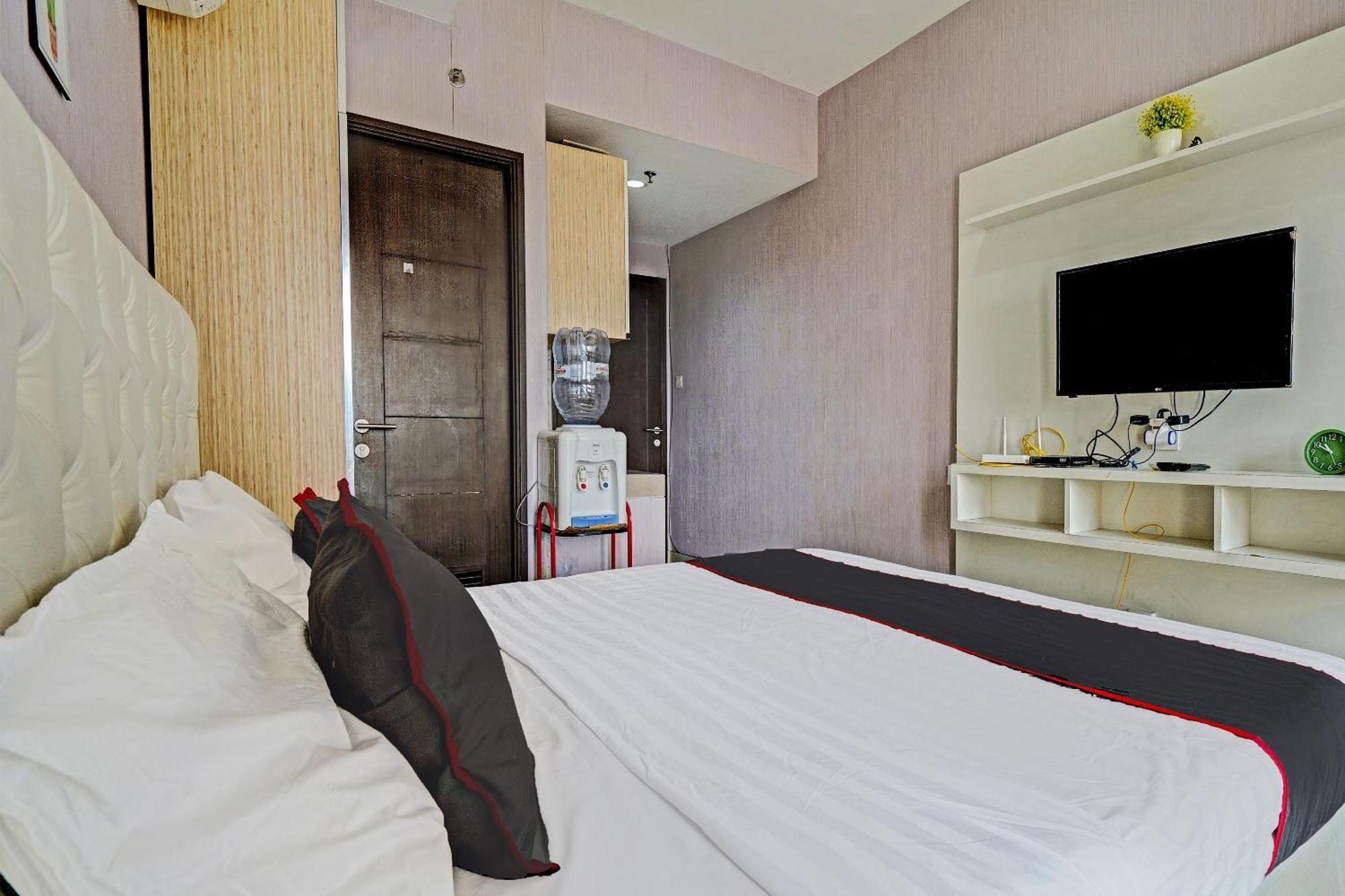 Oyo Life 92548 M-square By Lins Pro Bandung